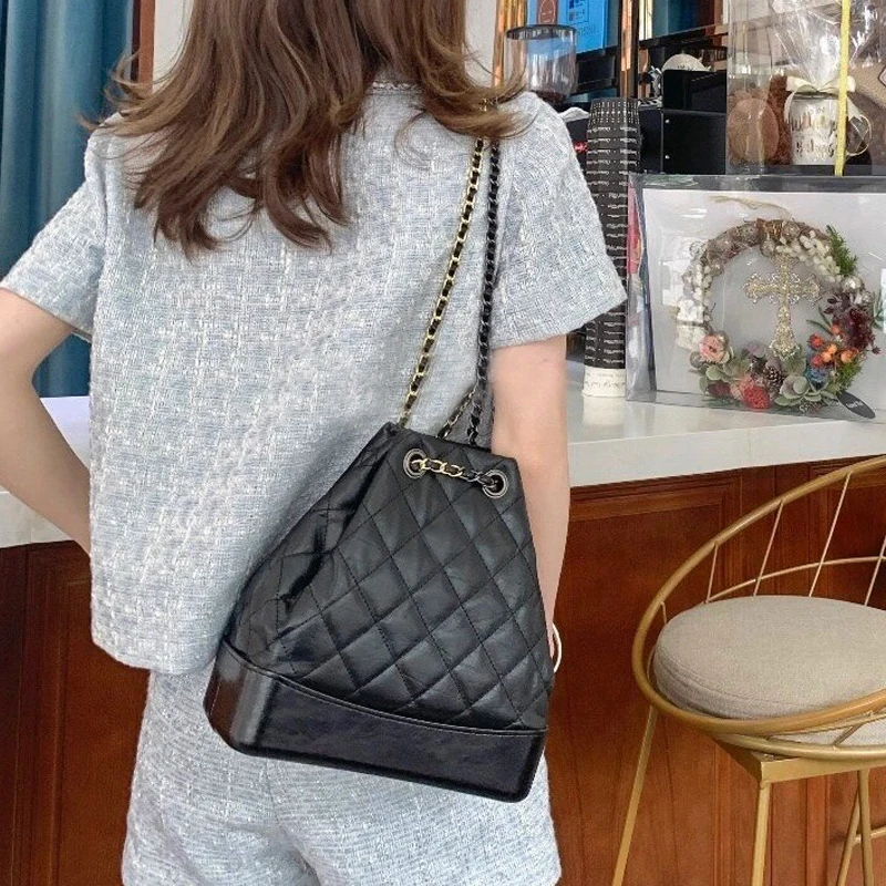 2024 New Women's Bag Anna Same Sle Bag Shoulder Hobo Bag Graceful Backpack Rhombus Chain Bag Shoulder Women's Bag