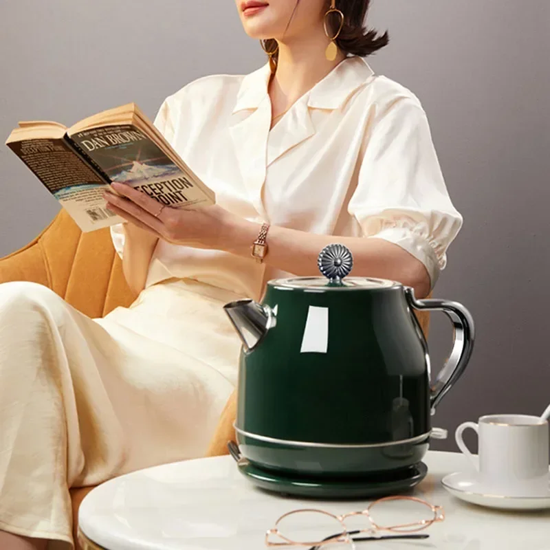 غلاية كهربائية منزلية 220 فولت 1.5 لتر غلاية عنبر منزلية أوتوماتيكية ترموستات واحد غلاية كهربائية صغيرة من الفولاذ المقاوم للصدأ