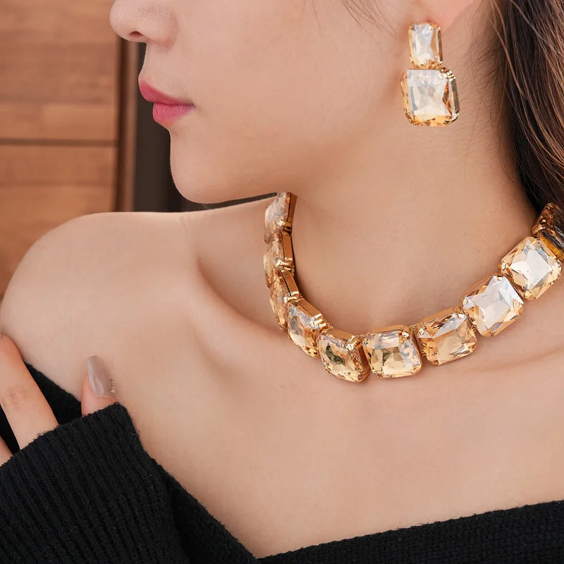 Inlaid Rhinestone Square Earrings Necklace Two-piece Set Fashion Versatile Exaggerated Temperament Light Luxury Accessories Sets