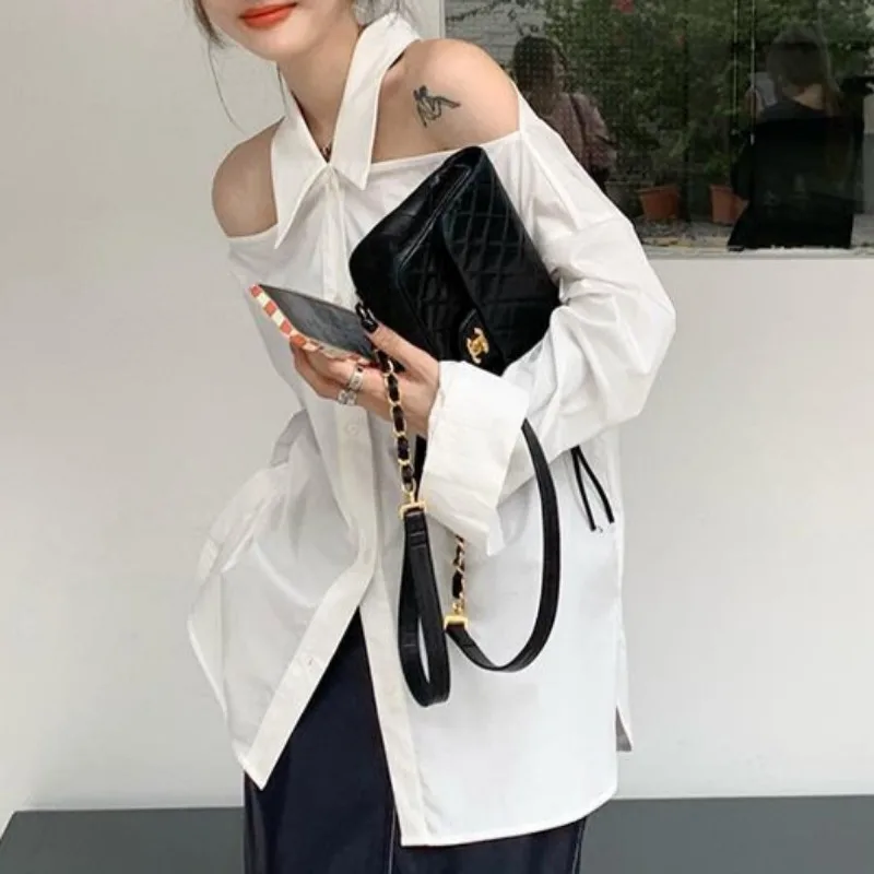 Minimalistische shirts voor dames Off-shoulder Lente Zomer Sexy Chic Casual Wit Hot Girls Ins Koreaanse stijl All-match Solid Design