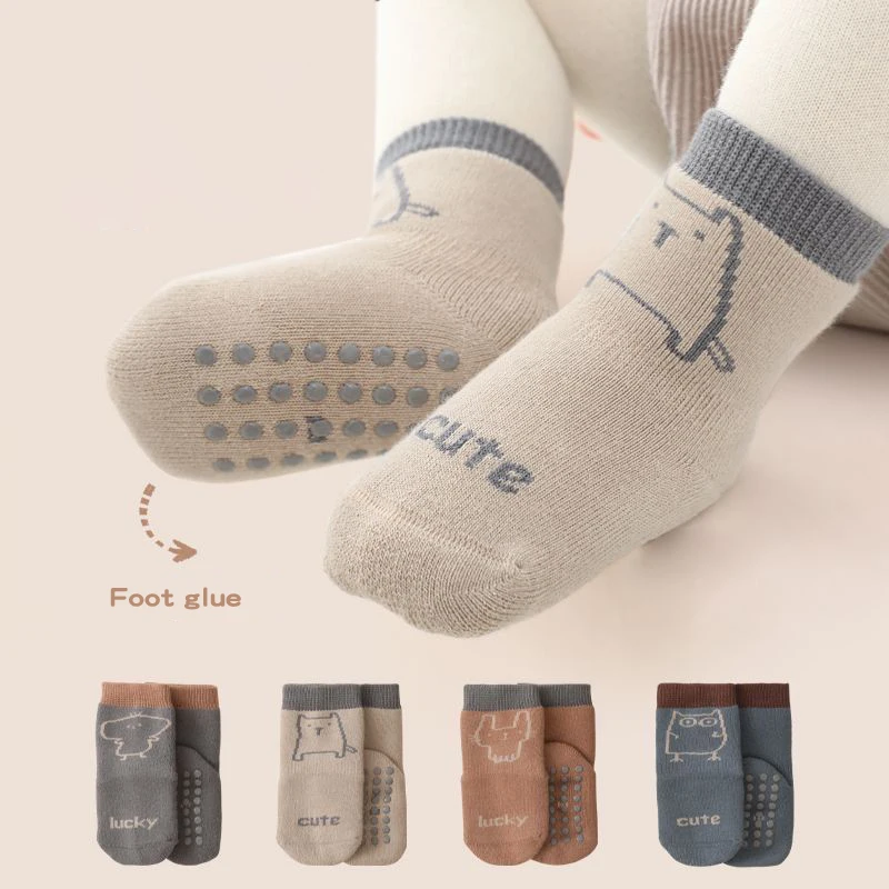 Thicken Velvet Baby Mid Tube Stockings Cute KidsPlush Socks Winter Newborn Anti slip Floor Sock 0-3Year Boy Girl Infant Footwear