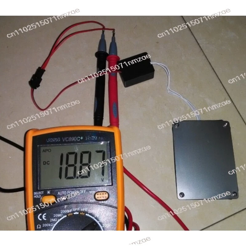 مولد الطاقة الكهرضغطية - نموذج حصاد الطاقة المشي للأحذية المزودة بعرض الإضاءة والفيديو #4