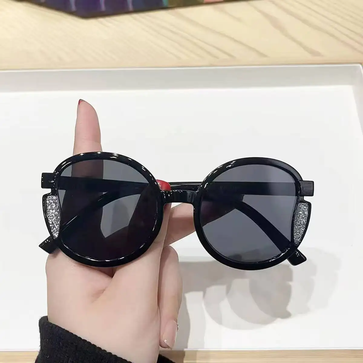 2026 Cute Baby Street Style Outdoor Sunshade Sunglasses Children's New Macaron Color Shimmer Round Frame