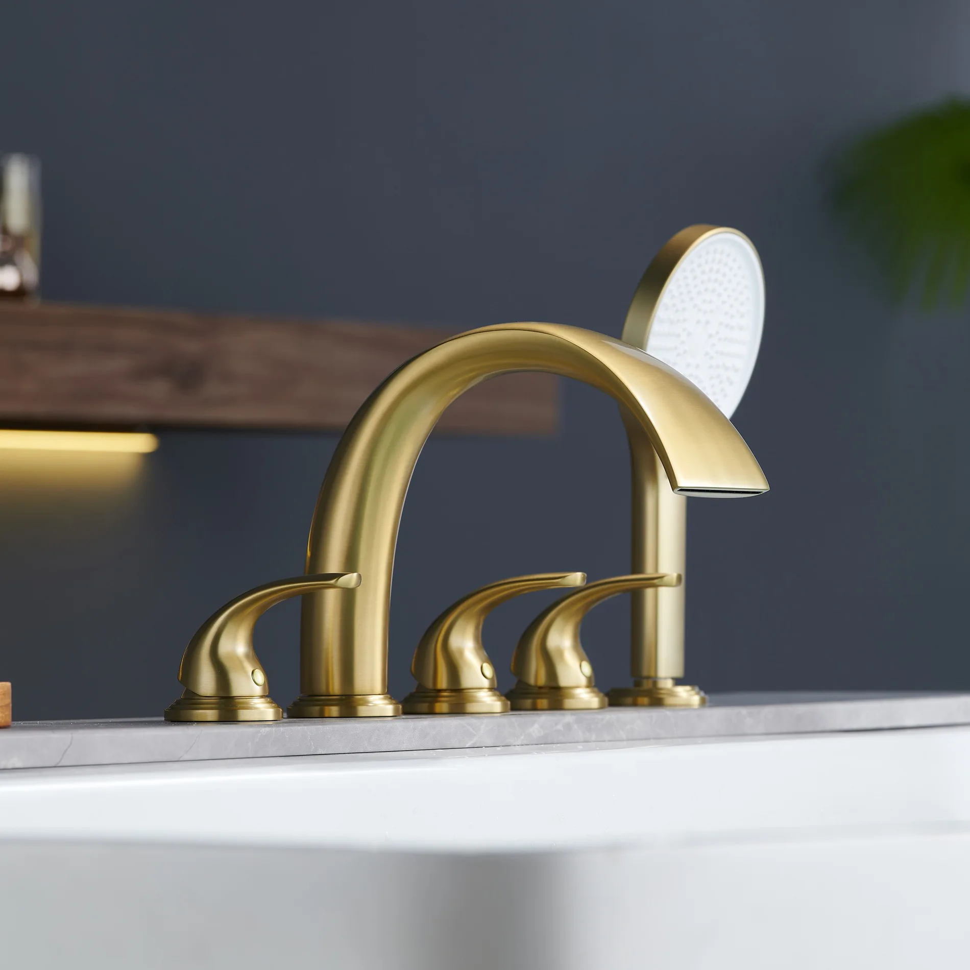 All-copper gunmetal bathtub faucet with side-mounted cold/hot water spout, split-type five-piece shower set, rotatable