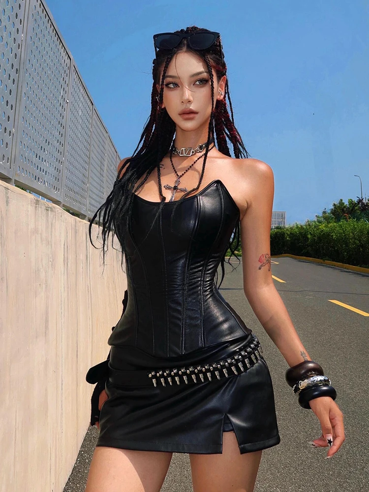 ReddaChic Leather Black Tube Top Trendy Sexy Zip Up Elastic Back Strapless Bandeau Boned Corset Dark Punk Party Women Streetwear