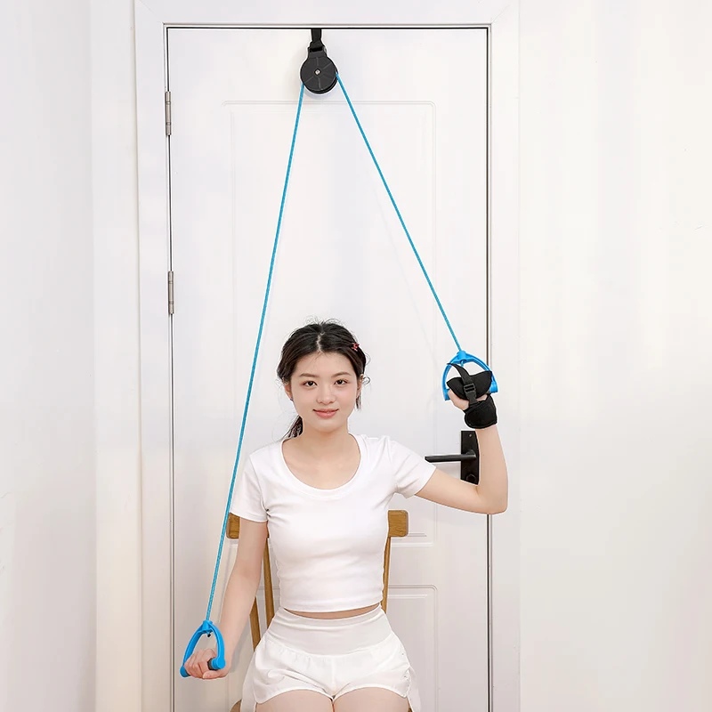 الكتف المشترك ممارسة دعم بكرة حلقة المسنين السكتة الدماغية شلل نصفي الأطراف العلوي المجمدة الكفة الدوارة حبل القطار إعادة التأهيل