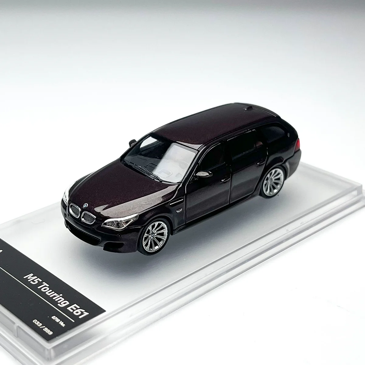 KING MODEL Diecast 1/64 Scale BMW M5 E60 E61 brown white Car Model