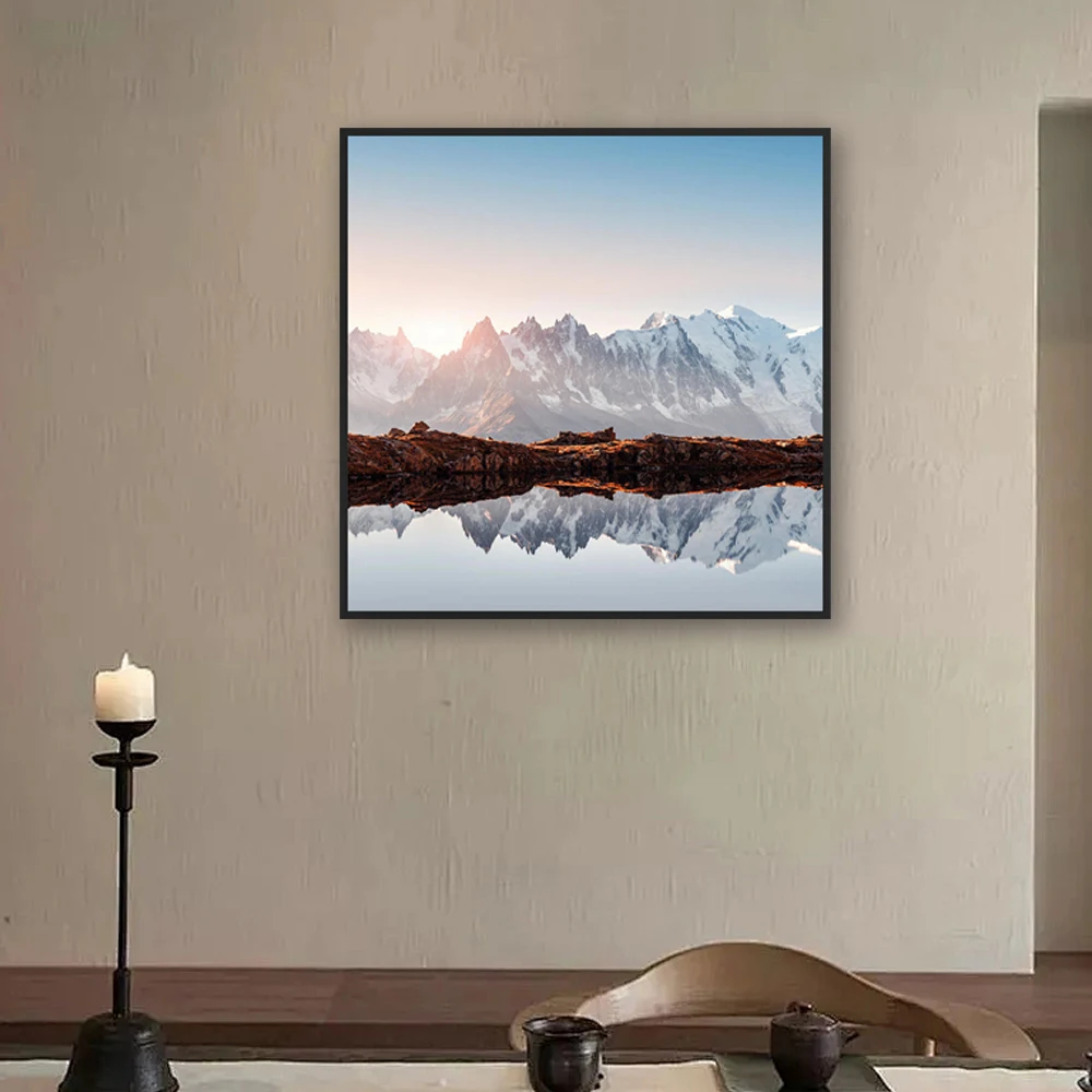 Wall Mount Digital Signage Monitor 22 Inch Digital Art Display Square LCD