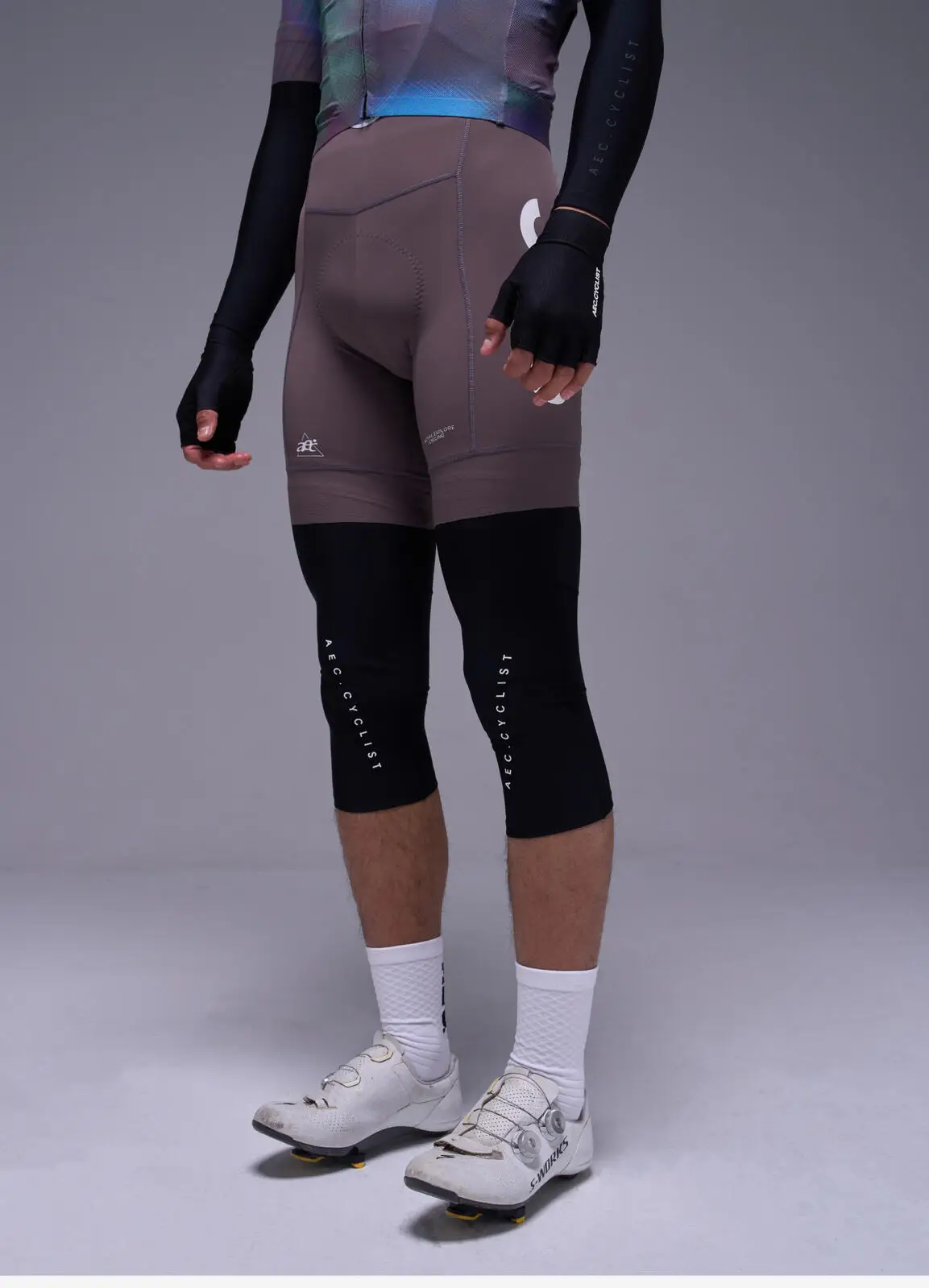 AEC.CYSLIST Fleece-Radbeinwärmer mit reflektierendem Logo, kurzer Beinschutz, Kompressions-Kniebandage für Fahrrad und Rennrad – Detail 10