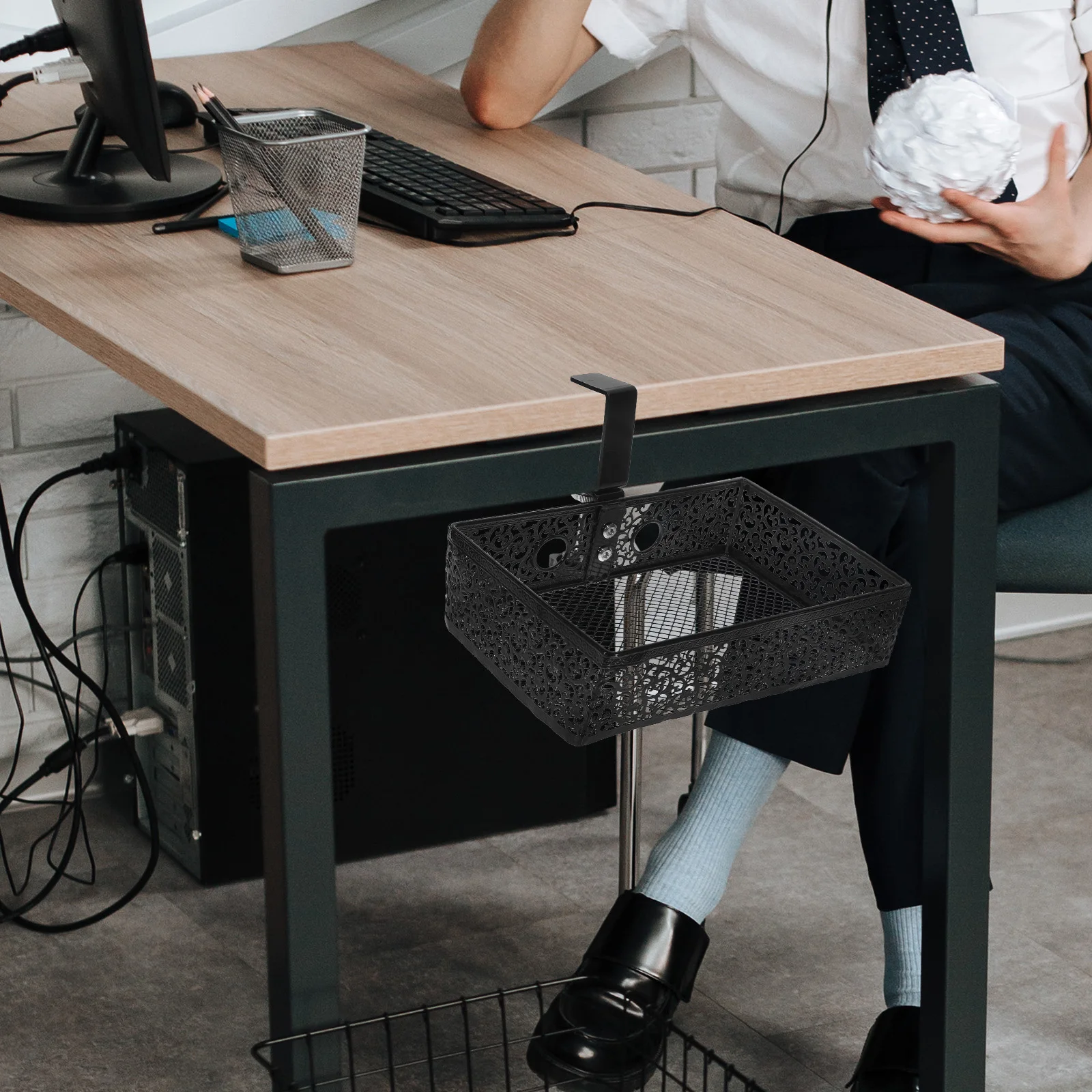 

Table Storage Basket Office Dorm Room Organizer Clip-on Desktop Rack Document Holder Iron File Stand Under Desk Storage