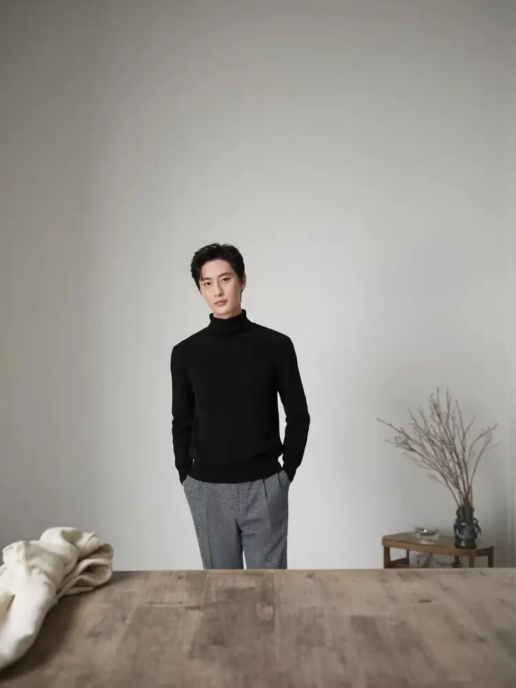 Cashmere sweater men thickened in autumn and winter can turn turtle neck youth bottoming warm sweater.