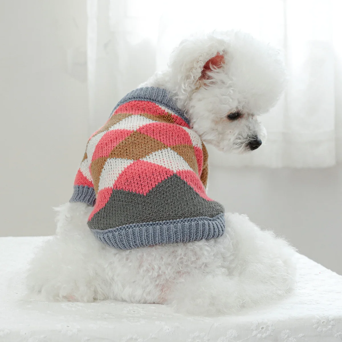 1PC Pet Clothing Cat Autumn/Winter Hoodie Pink Caling Grid Sweater Suitable for Small and Medium sized Dogs