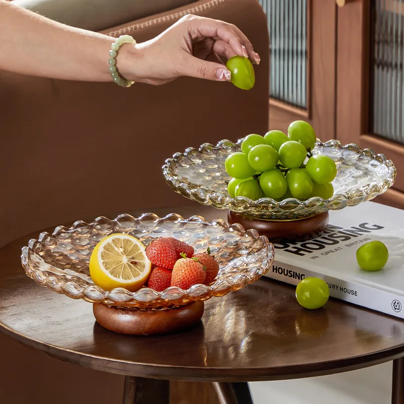 

Блюдо с фруктами, элитная гостиная, журнальный столик, домашнее использование, новое блюдо с сухофруктами на высоких ножках, эстетическая тарелка для размещения