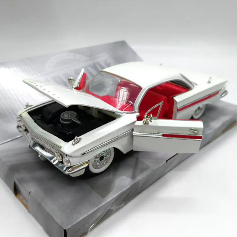 

Jada 1:24 Scale 1961 IMPALA-Retro wheel Alloy Car Model Static Collection Decorated Souvenir Gift Hobby & Toys