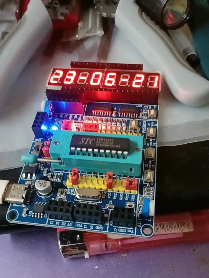 STC51 Single-Chip Microcomputer Learning and Development Experiment Board Supports 8 to 20-pin 15W408AS/8G1K08/8H1K08