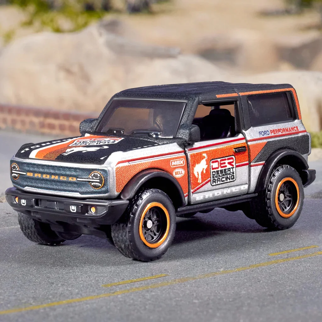 Matchbox COLLECTORS 2021 FORD BRONCO 1/64 Metal Die-cast Model Collection Toy Vehicles