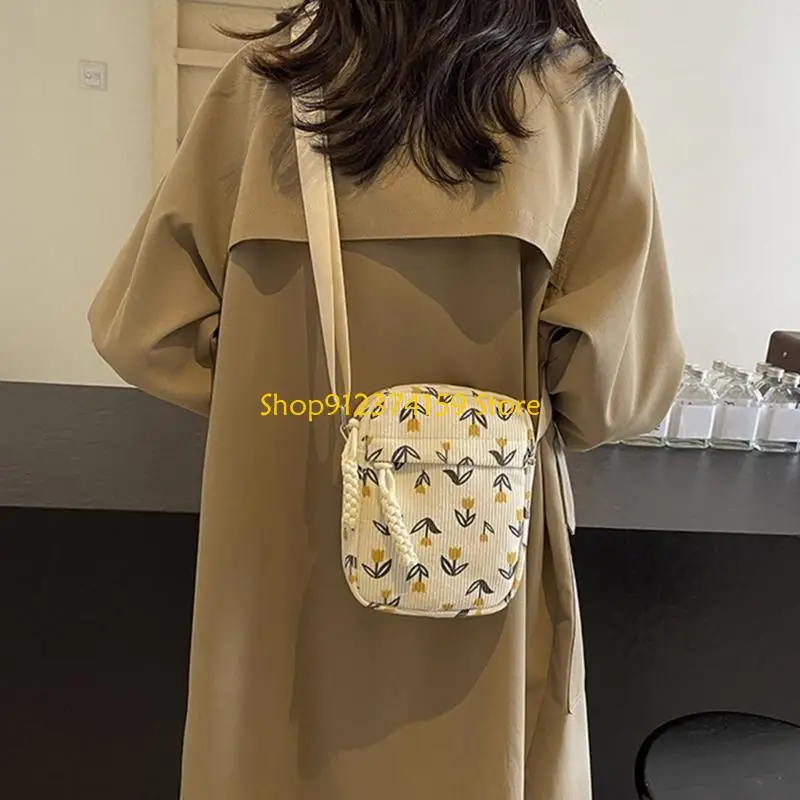 

G5AE Fashionable Corduroy Shoulder Bag for Women Crossbody Purse with a Unique Strawberry Designs and Adjustable Strap