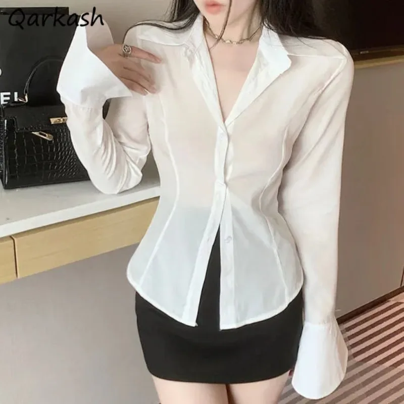 French Style Shirts Women Design Hotsweet Back Bandage Flattering Waist Slim Solid Flare Sleeve Tops Sexy Hot Girls Trendy Ins