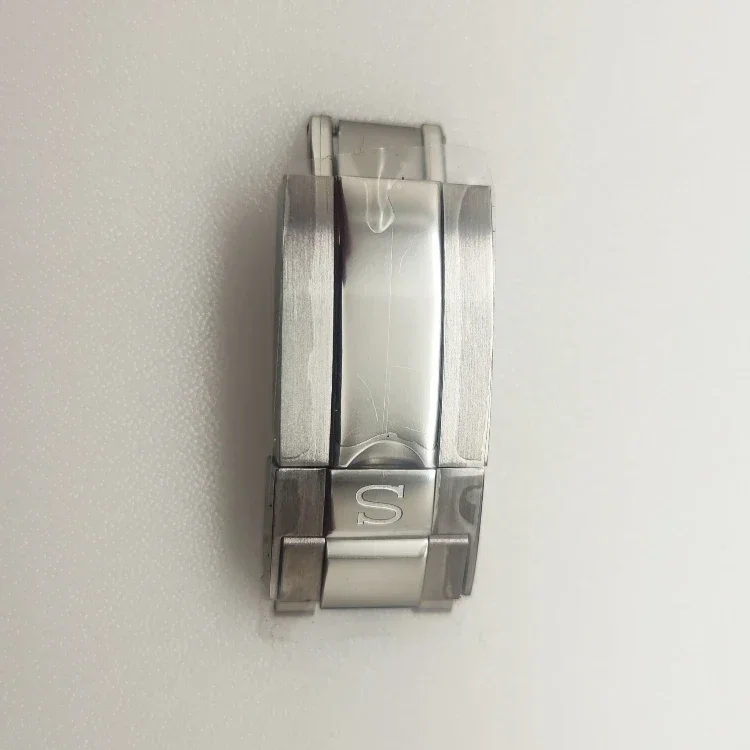 นาฬิกาโลโก้ลายผีน้ำหัวเข็มขัดเหล็กแม่นยำสำหรับผู้ชายและผู้หญิงหัวเข็มขัดเหล็กซิลิโคน