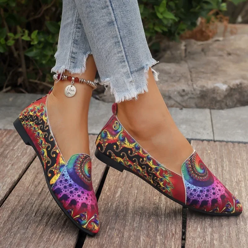 

Женская обувь 2024, новинка, неглубокие женские туфли на плоской подошве, модные повседневные туфли на плоской подошве одного цвета, женские пикантные туфли на плоской подошве с острым носком, большие размеры на низком каблуке