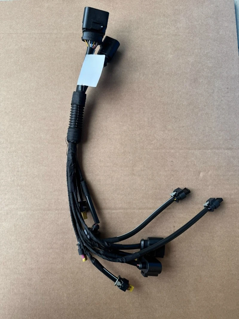 

Fuel Injector Wiring Harness Connector for Audi A4L B8 A6L C6 C7 2.0T A5 Q5