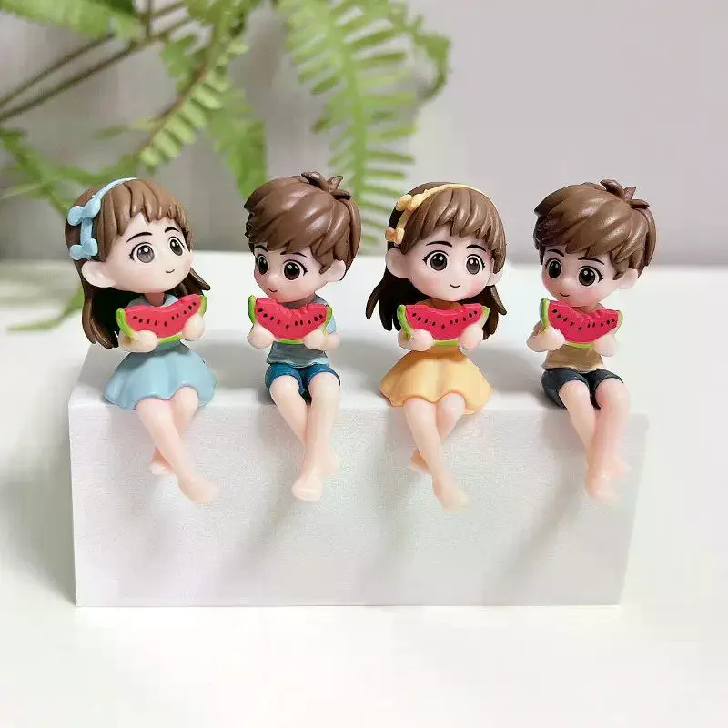1Pair Watermelon Eating Couple Figurine Lovers Figures Couple Miniature Boy Girl Model Princess Fairy Garden Car Ornaments