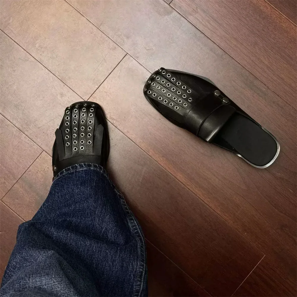 Commuter Footwear Trendy Slippers Men Thick Soled Casual Lazy Baotou Slippers Slip On Rivets Decor Handmade Leather Shoes