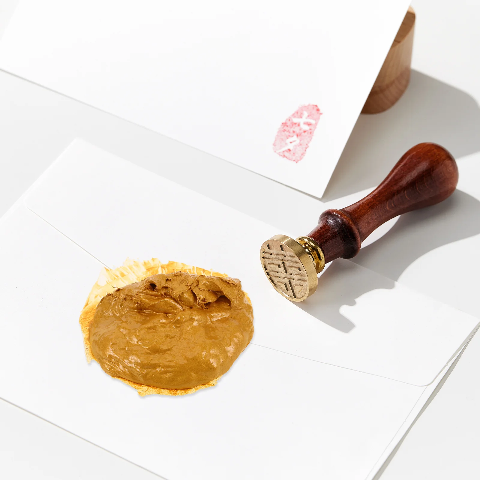 

Gold Paste Traditional Chinese Seal For Calligraphy Painting Art Crafts Portable Supply Decorative Golden Color