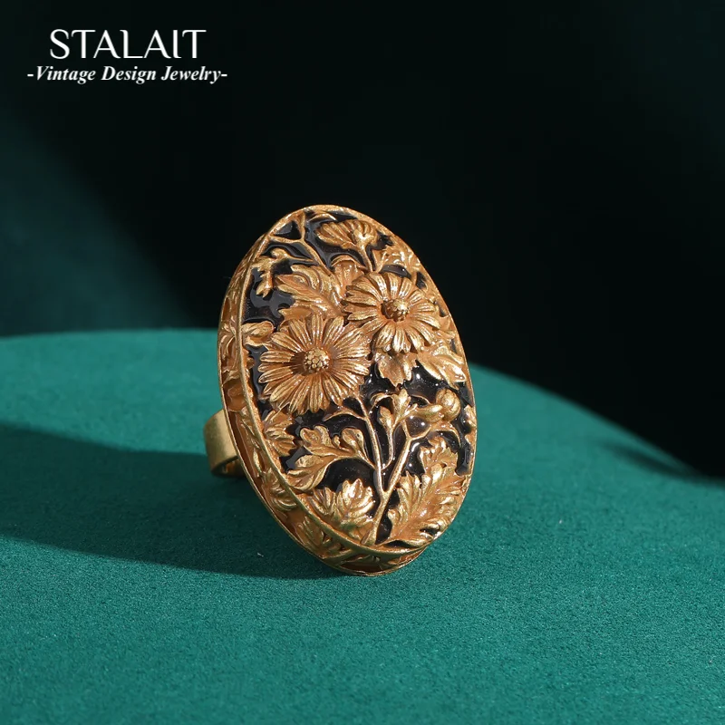 Vintage Art Deco Ring for Women - 18K Gold-Plated Hand-Carved Floral Enamel Pendant Ring, Luxury Accessory for Formal Occasions