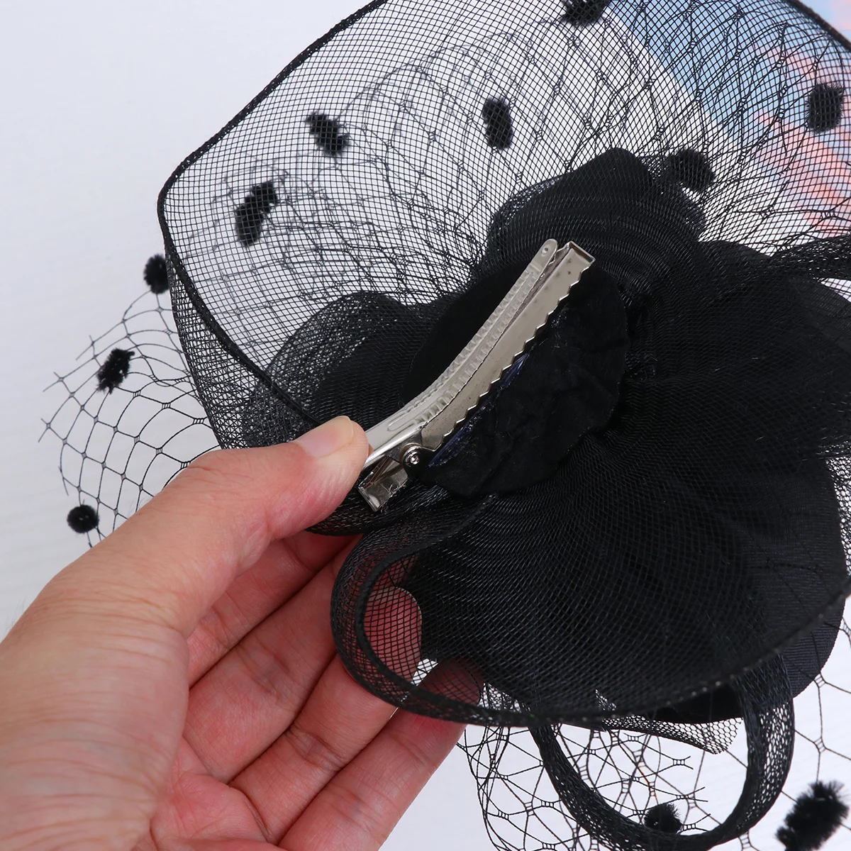 

Vintage Elegant Flower Hat Hairpin Gauze Cloth Barrette for Concert Festival Party Black Lightweight Accessory