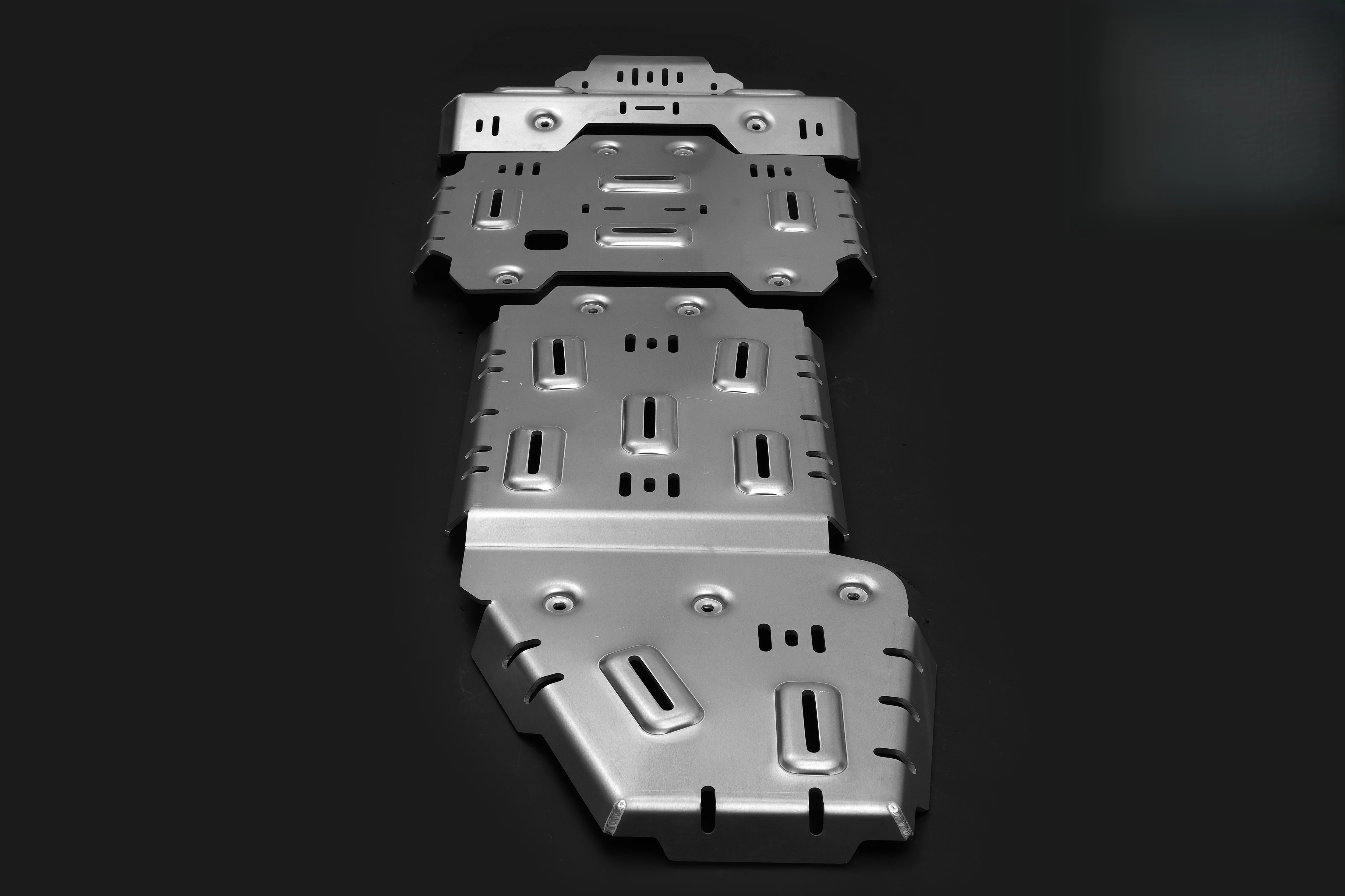Immagine 4: Nuova Copertura Protettiva 3D per Telaio Auto, Land Cruiser LC300 in Lega di Alluminio e Magnesio