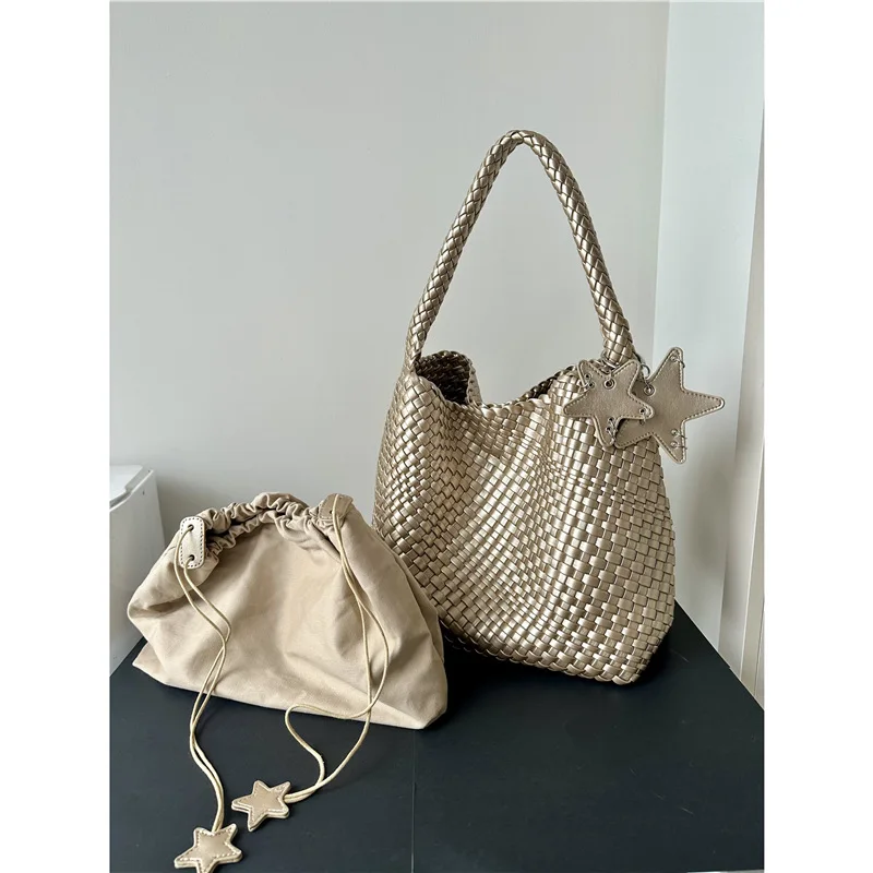 

Champagne Color Woven Tote Bag Women Large Capaci Handbag Luxury Sensation Single oulder Buet Bag Casual Faion Soft Tote Bag