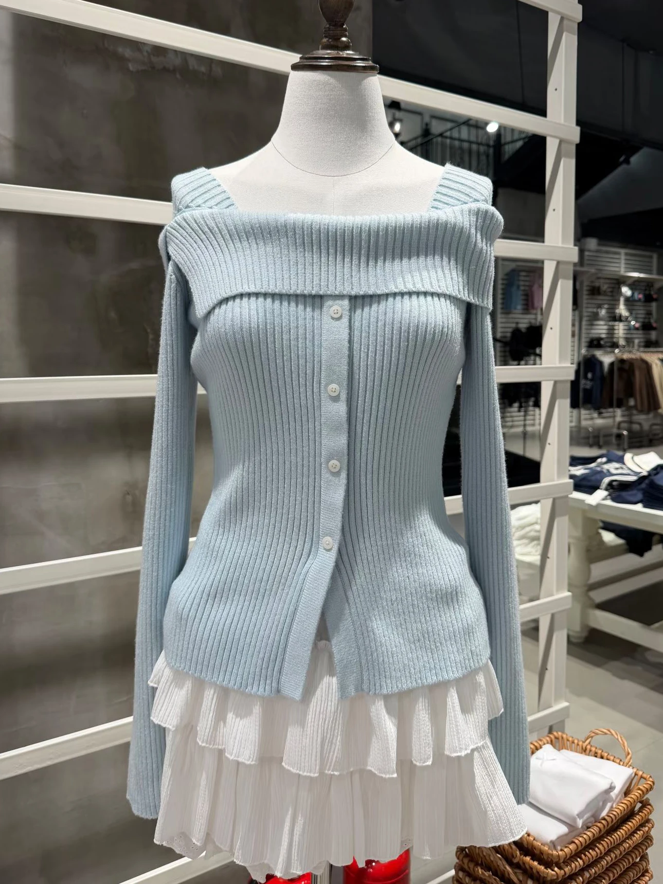 

Синий свитер с вырезом на шее для женщин, весенний, на одной пуговице, с длинным рукавом, из хлопка, облегающий, вязаный, милый, в стиле преппи, пуловер, топ