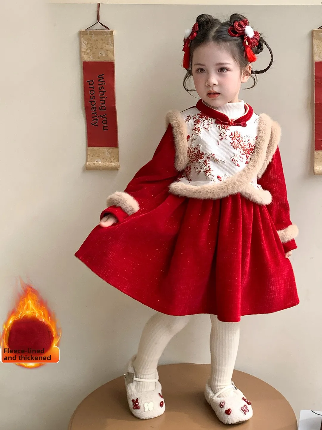 

Girls' Red Fce Lined Qipao Dr Sparkling Floral Print Celebration Dr Winter 2025 New Sle Children's Ethnic Wear