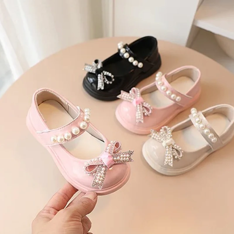 

Girls Leather Shoes Sweet Bows Round Toes Kids Flat Shoes Fashion Versatile 2025 Autumn New Children Princess Shoes Soft Sole