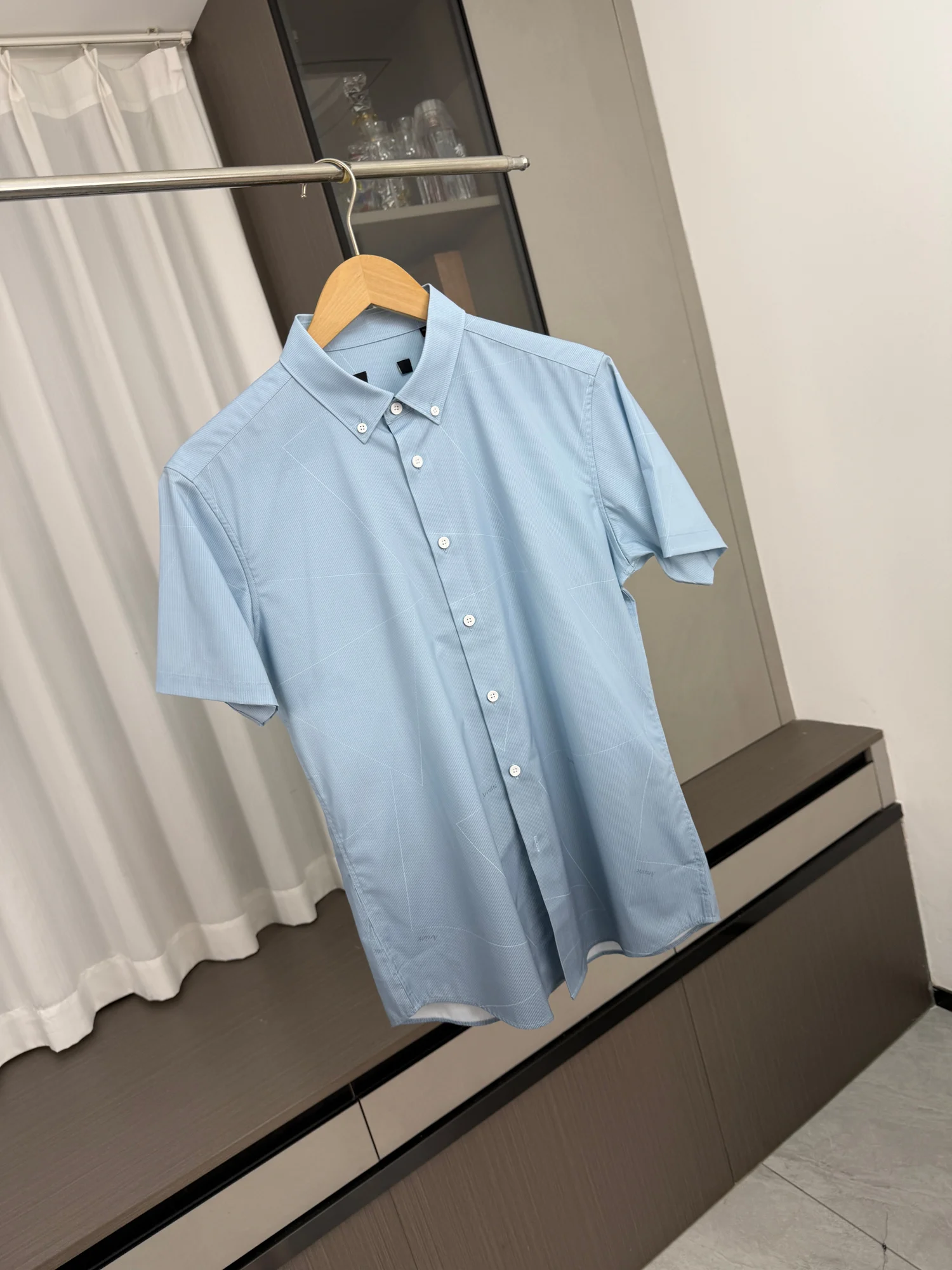 

Men's Summer Thin Breathable Casual Business Short Sleeve Shirt Fashionable Standard Fit Urban Style Youth Daily Wear