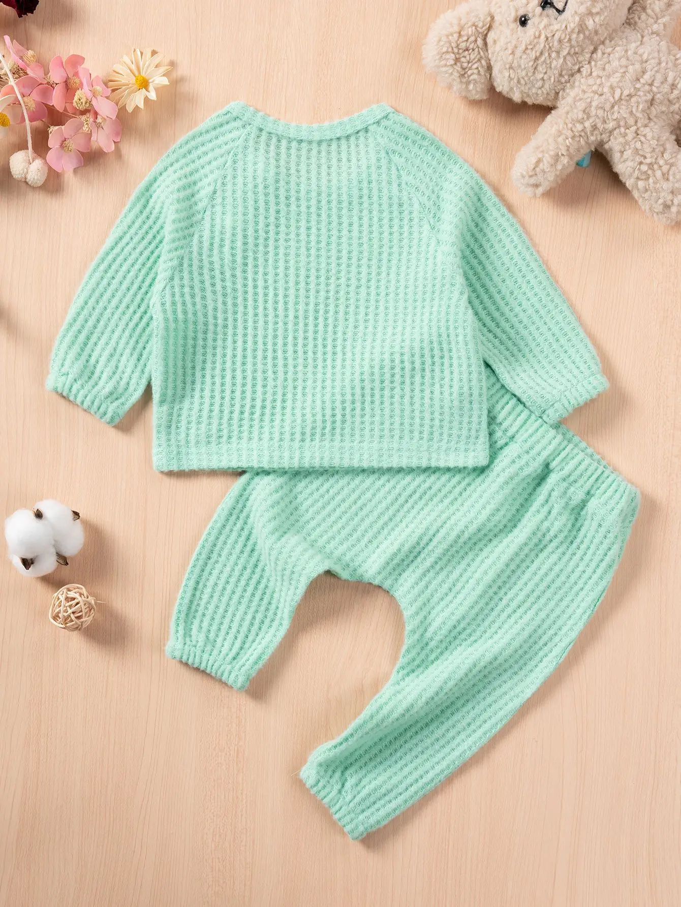 Herbst- und Winter-Set für Babys, Jungen und Mädchen, einfarbiges Oberteil mit langen Ärmeln und Rundhalsausschnitt, Hahnentritt-Muster, dazu lange Hose, süßes Outfit für Kinder im Alter von 1-3 Jahren. – Detail 2