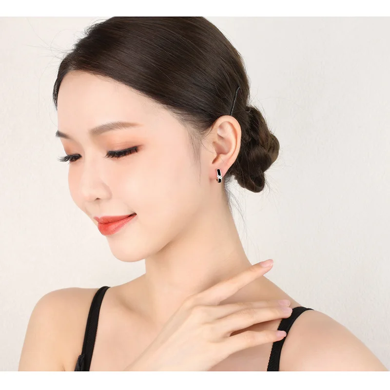 High-quality 925 Sterling Silver Earrings luxury 10mm Circle Zircon Hoop Earring for Grils Woman Wedding party Jewelry Gifts