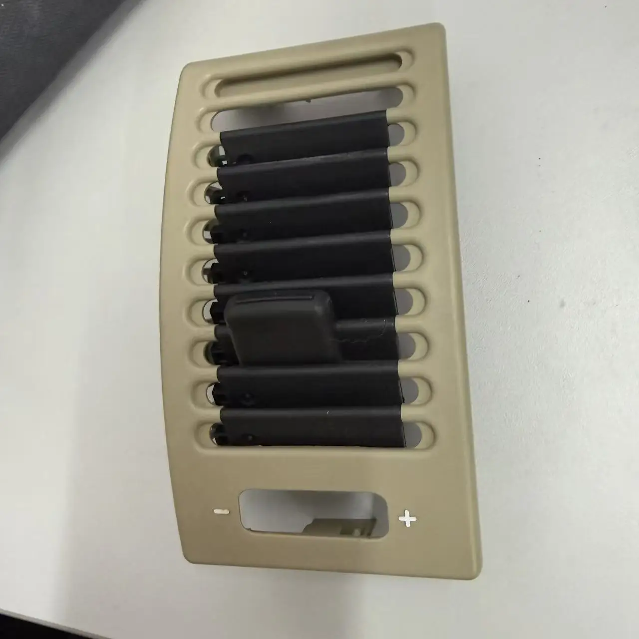 8264Y9 Panel Louvers Dashboard Air Vents Suitable for Citroen Xsara Xsara II