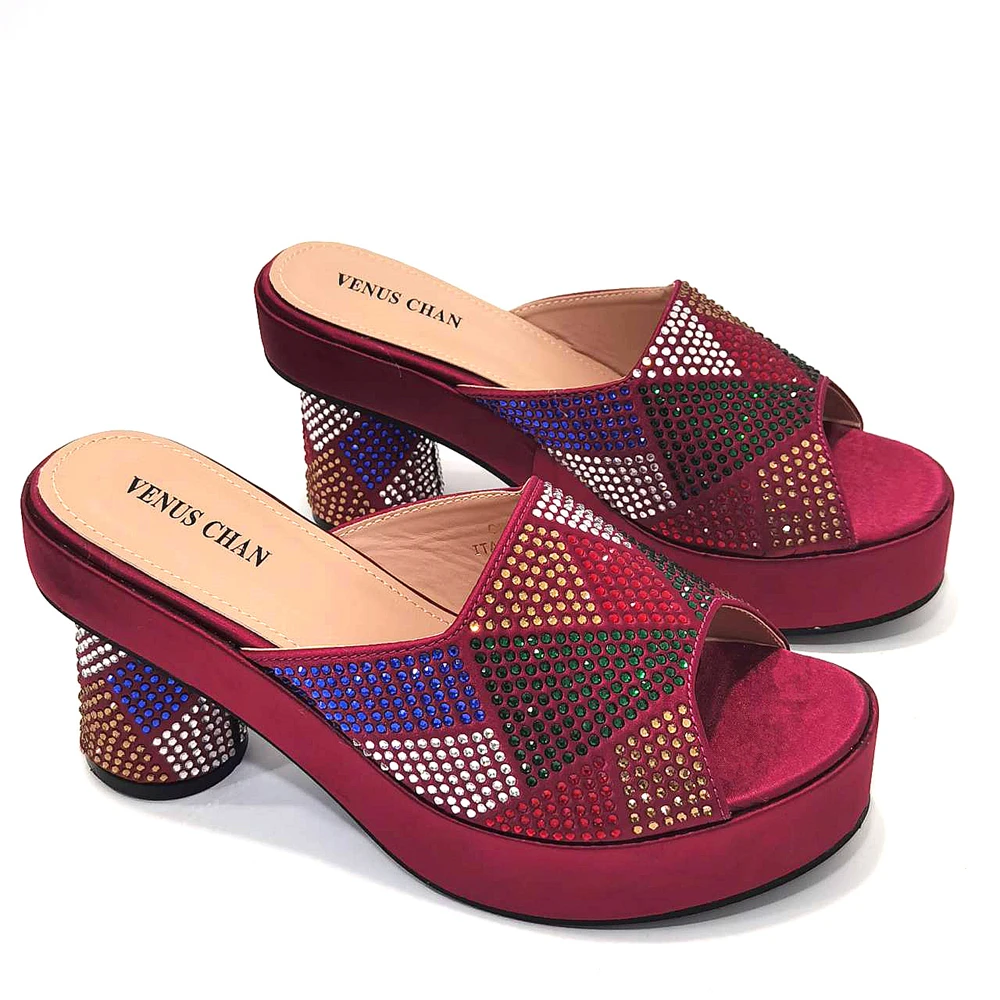 

Новинка лета 2024, красные сандалии на высоком каблуке, женские блестящие туфли с бриллиантами и кристаллами, босоножки с ремешком и пряжками на щиколотке, размер 37-42