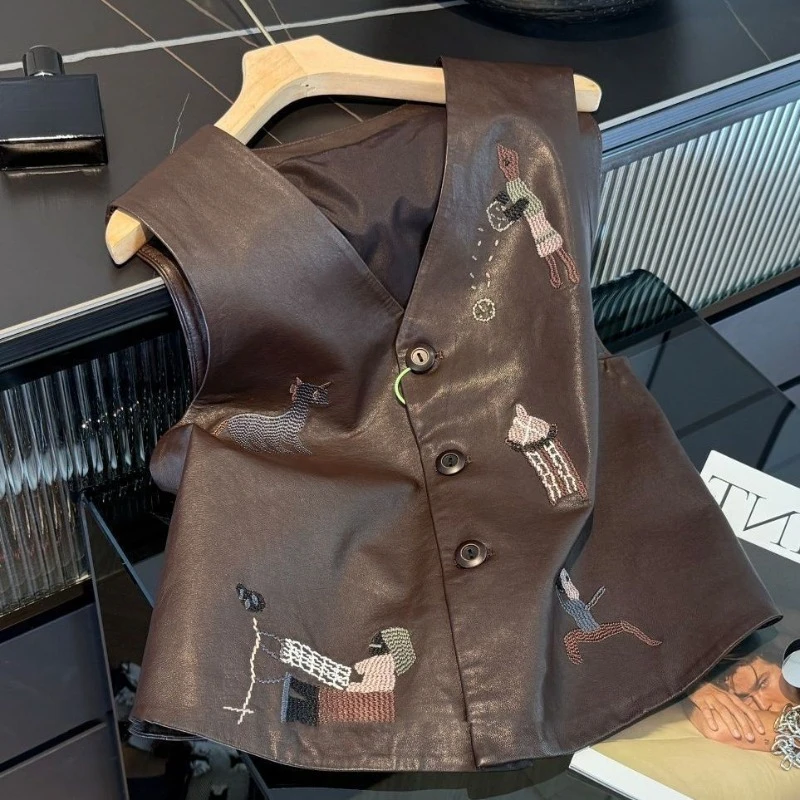 Jesienna moda, luźna i wyszczuplająca kamizelka, europejski styl retro, bogato haftowana kurtka z ekoskóry, kamizelka modna.