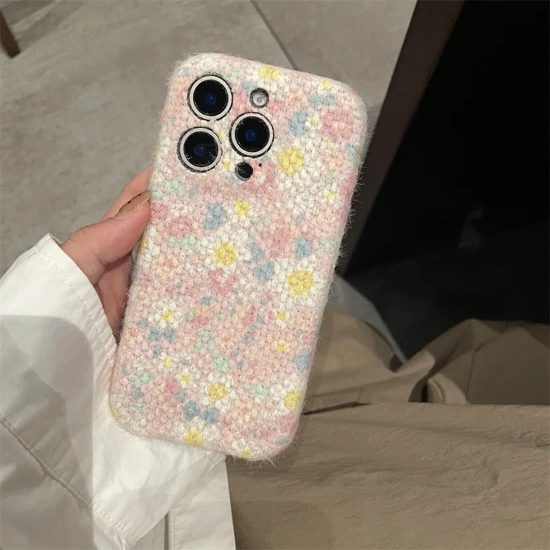 Colorful Floral Plush Fabric Suitable For Apple 16 Promax Phone Case Iphone Cute Broken Flower Handicraft Mobile Phone Case