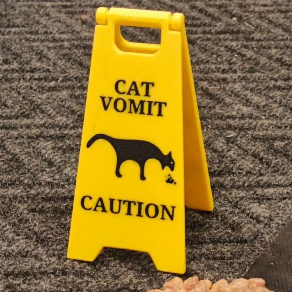 2 PCS Fashion Wet Floor Warning Sign Yellow Bright Dog Vomit Sign Safety Polylactide Cat Vomit Sign Gift