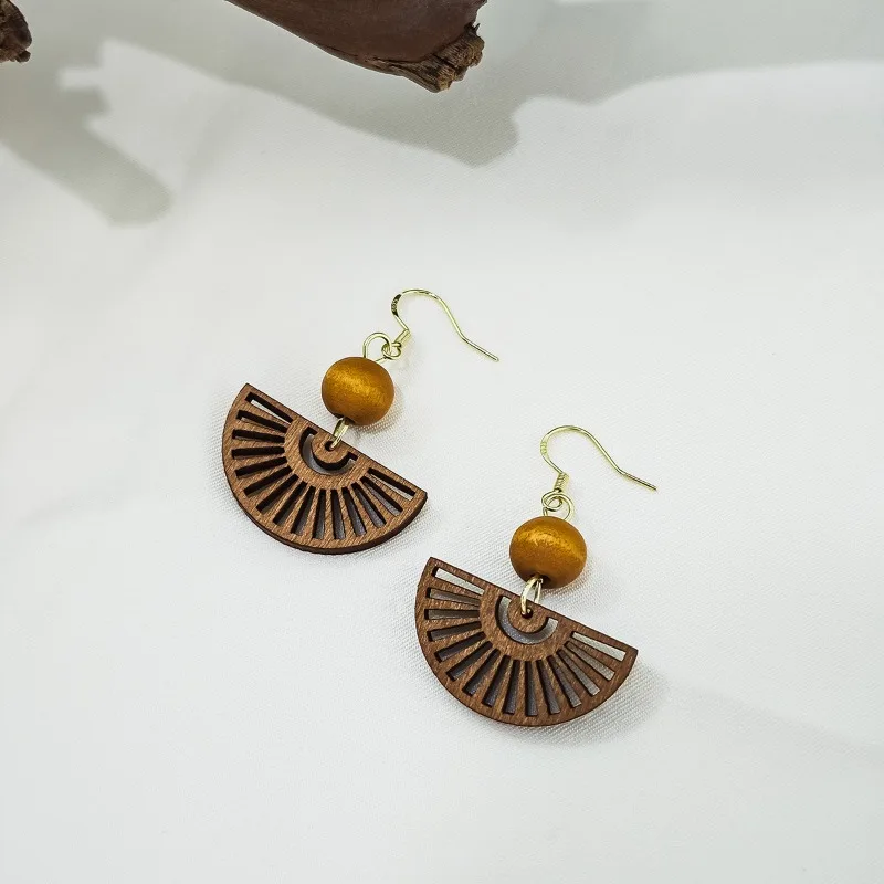 New Chinese Style Retro Hollowed Out Coffee Colored Fan Earrings with A Niche Design Feel, Wooden Ethnic Style Earrings