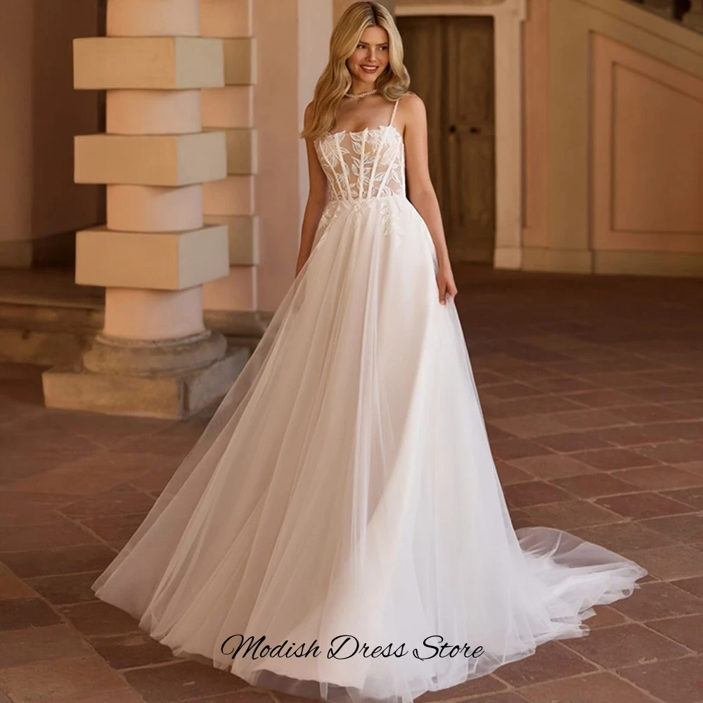 Fashion Strapless A-Line Bridal Gowns High Quality Tulle Robe de mariée with Appliques Customized Spaghetti Straps Wedding Dress