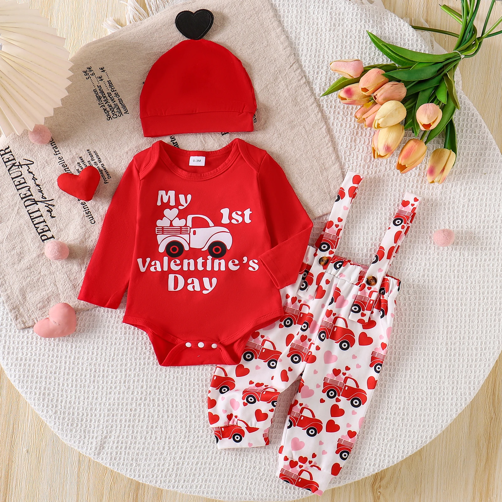 Cross-border autumn and winter new boy's comfortable and cute 0-1 year old long-sleeved suit + car printed strap pants