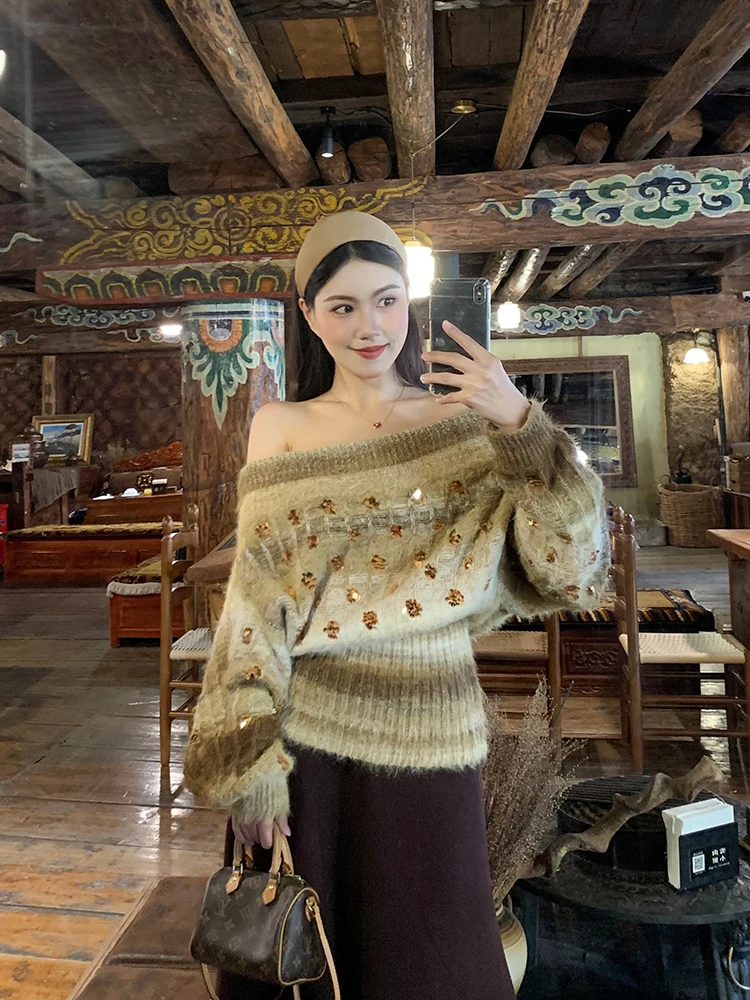 

Пушистый блестящий свитер с пайетками на одно плечо для женщин, вязаный, осенне-зимний, в этническом стиле, свободного кроя, с длинным рукавом, создающий ощущение роскоши