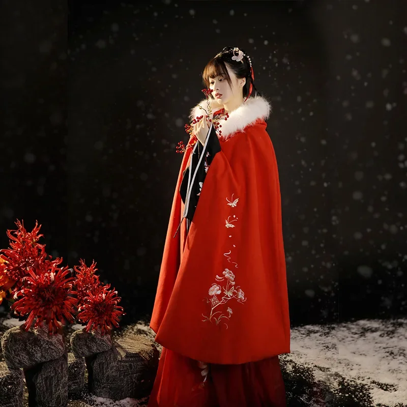 Cloak Women's Hanfu Autumn and Winter Fleece Antique Fur Collar Wind Red White Thickened Cloak