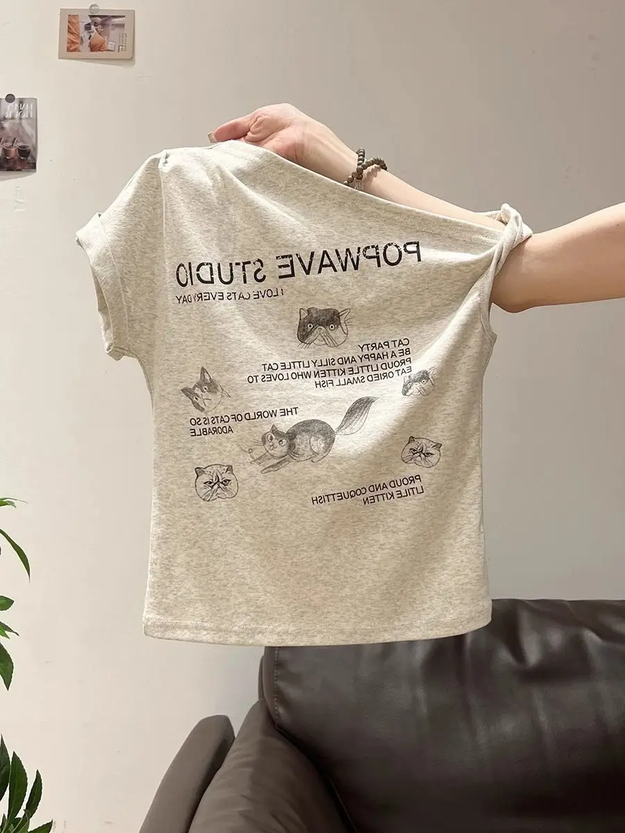 Retro American Hot Girl Stampa ort Sve T-shirt Design estivo da donna Slim Fit oulder Baring Top Coreano Sle Pendolarismo