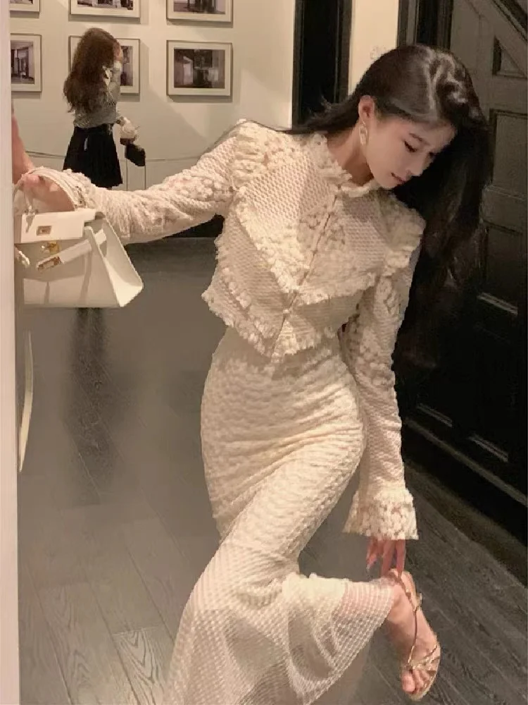 Fall 2024 New Women's Fashion Set Lace Splicing Waist-Cinching Fish-Tail Skirt Top-Low Waist Design Elegant Lady Sle